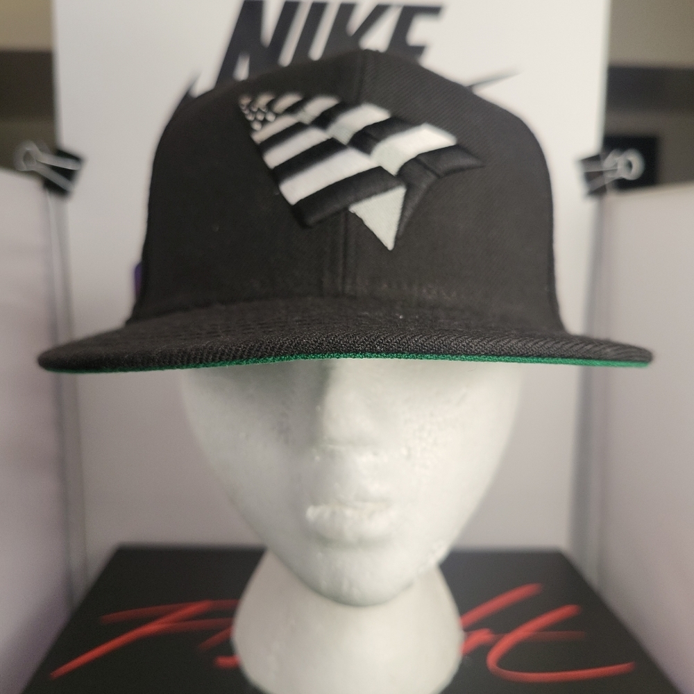 New Era Paper Planes Hat OSFM Black Wool Jay-Z Snapback  HAT MLB Maybe been worn
